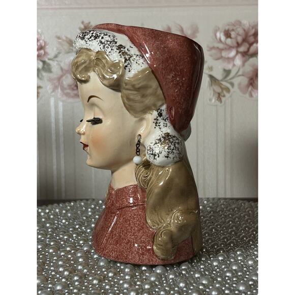 Vintage 6" Santa Hat Lady Head Vase Blonde Pearls Long Eyelashes Wreath Mark - Picture 2 of 7